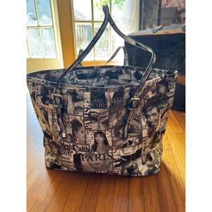 Magazine Print‎ Glossy Tote